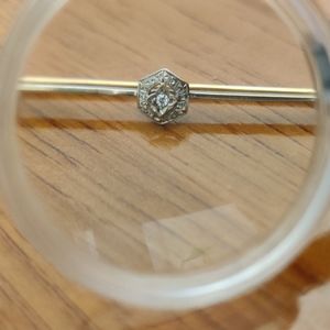 🇨🇦 Victorian 14K gold bar brooch with a diamond